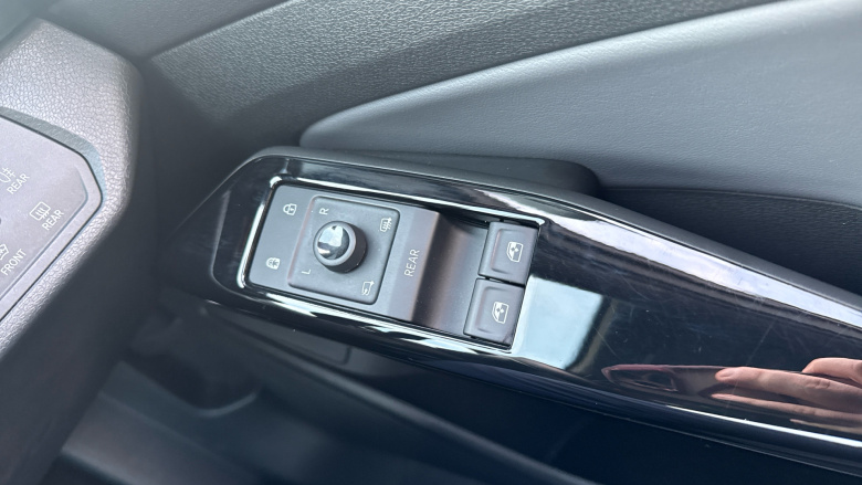 Volkswagen ID.4 109kW Life Pure 52kWh 5dr Auto Electric Estate